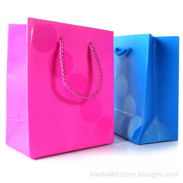 Eco-friendly Paper Gift Bags with Clothing Packing, Recyclable, High-quality, Variety of Functions